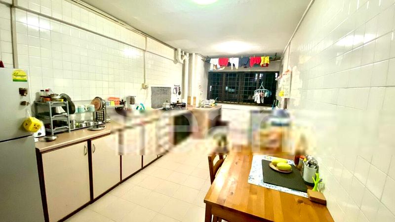3 Room (3NG) HDB for Rent in  217 Bukit Batok Street 21 - Image 4